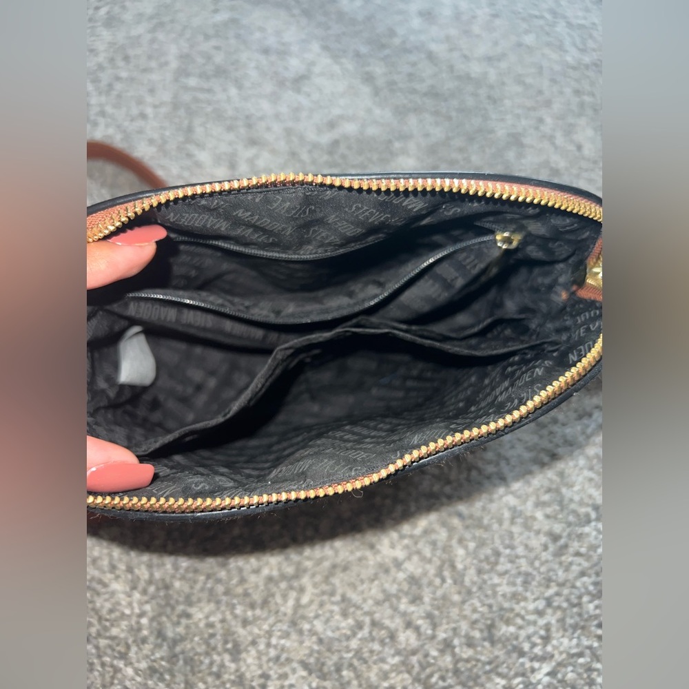 Steve Madden Purse - Picture 2 of 5